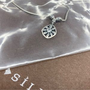 Silpada starburst .925 necklace